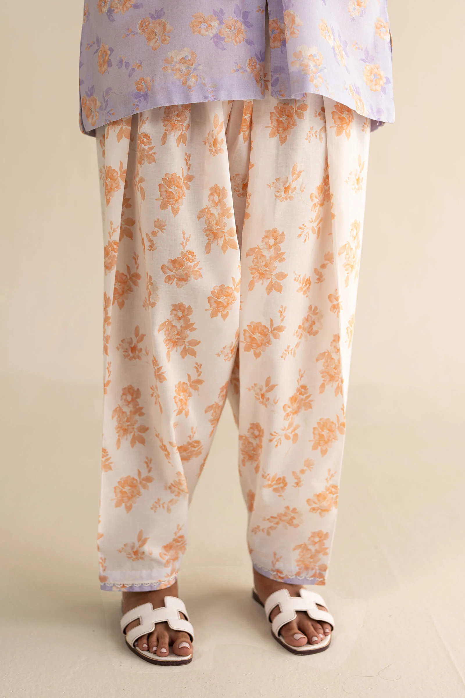CR25B0230 - Image 6