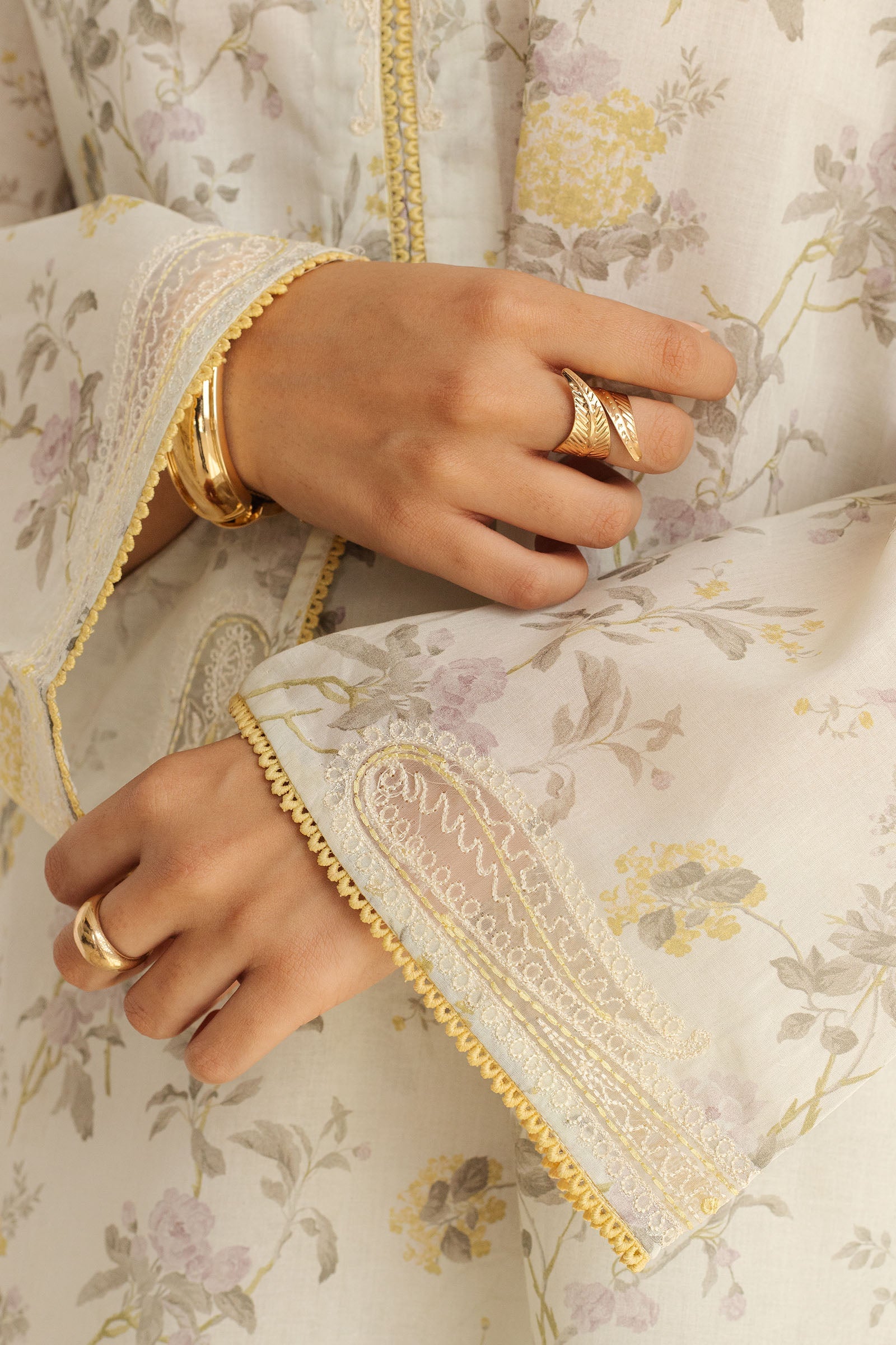 CR25B0434 - Image 2