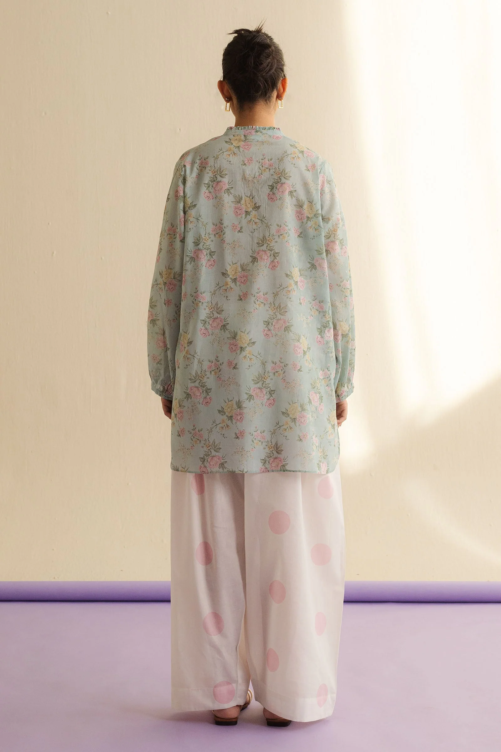 CR25B0435 - Image 4