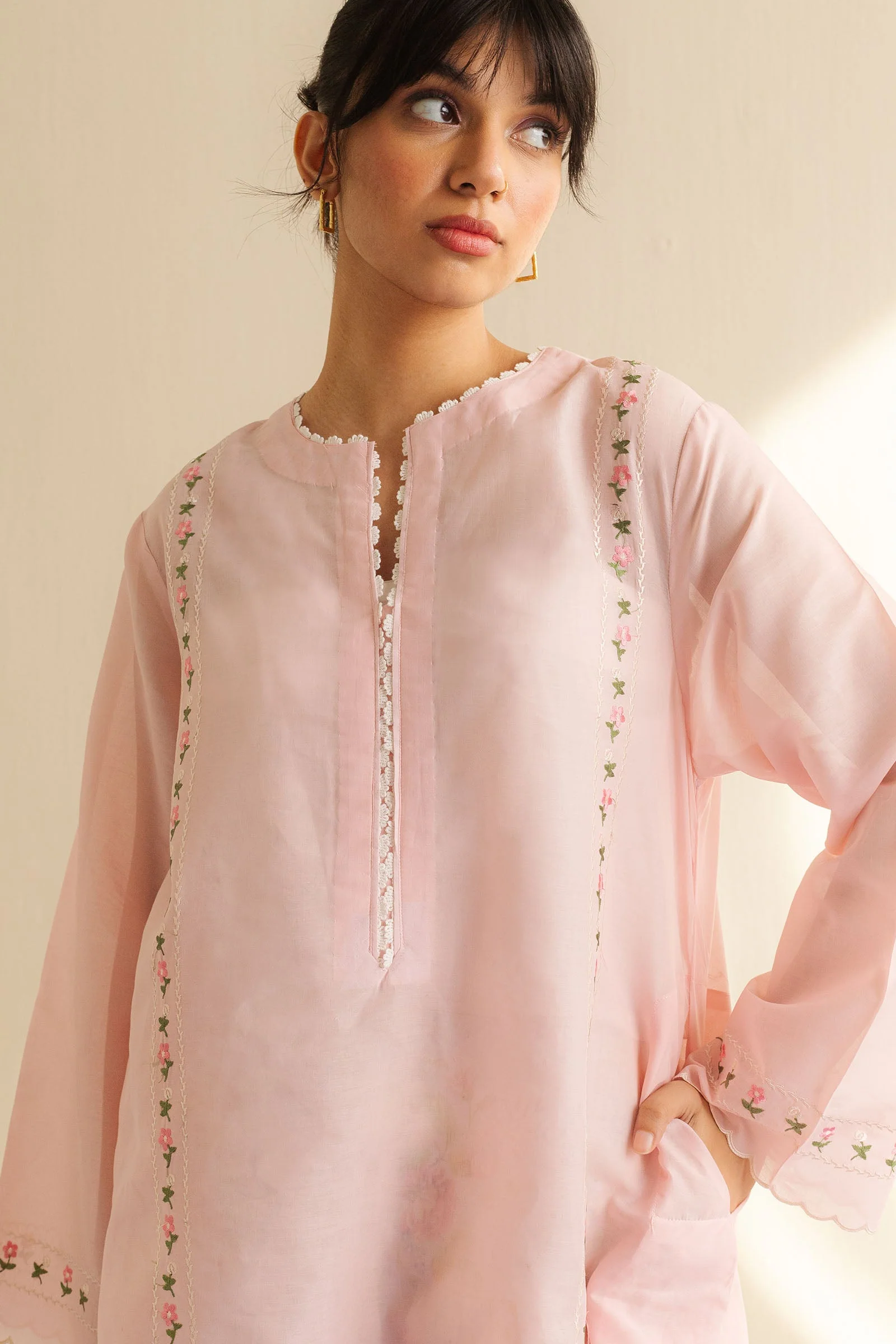 CR25B0439 - Image 5