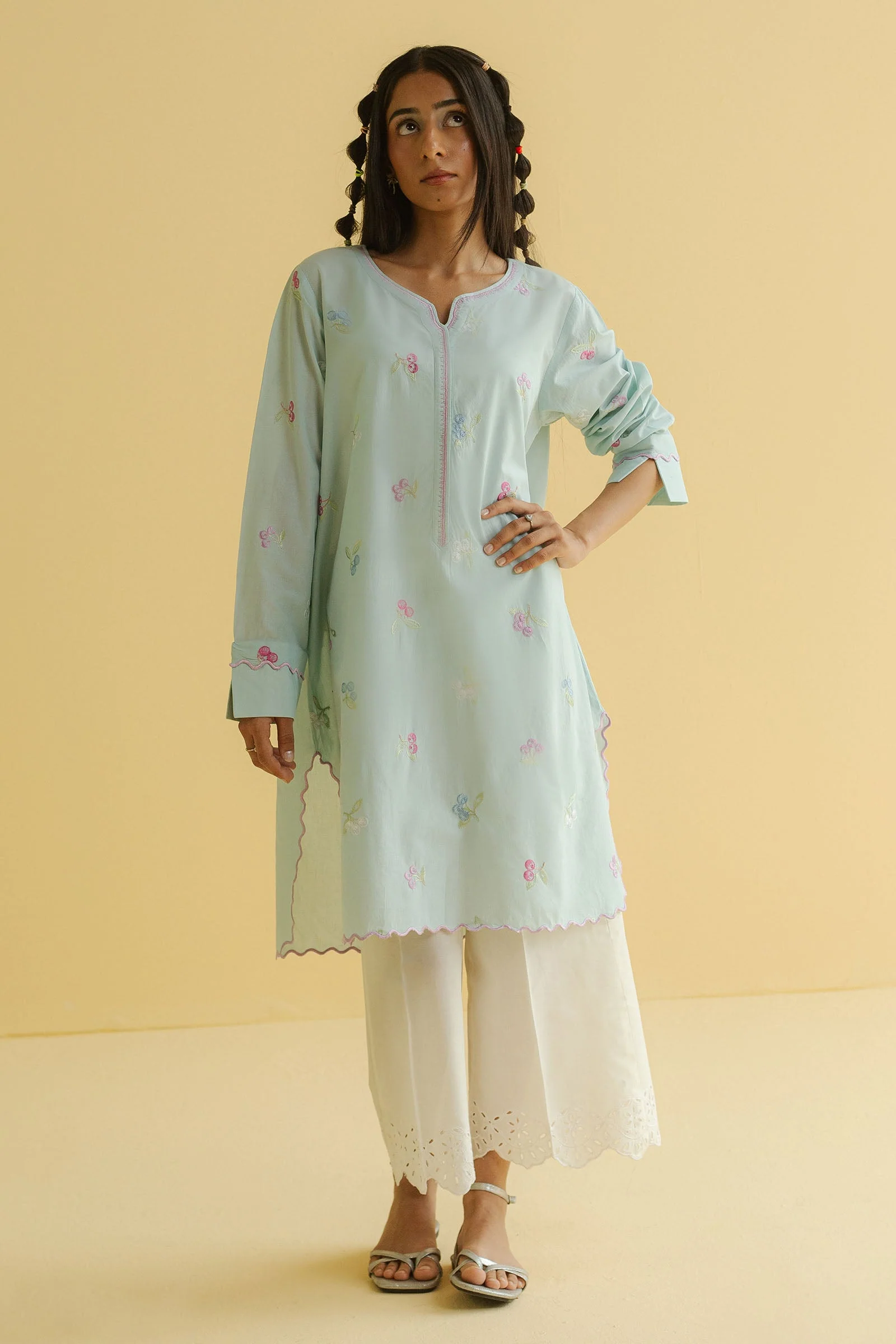 CR25C0548