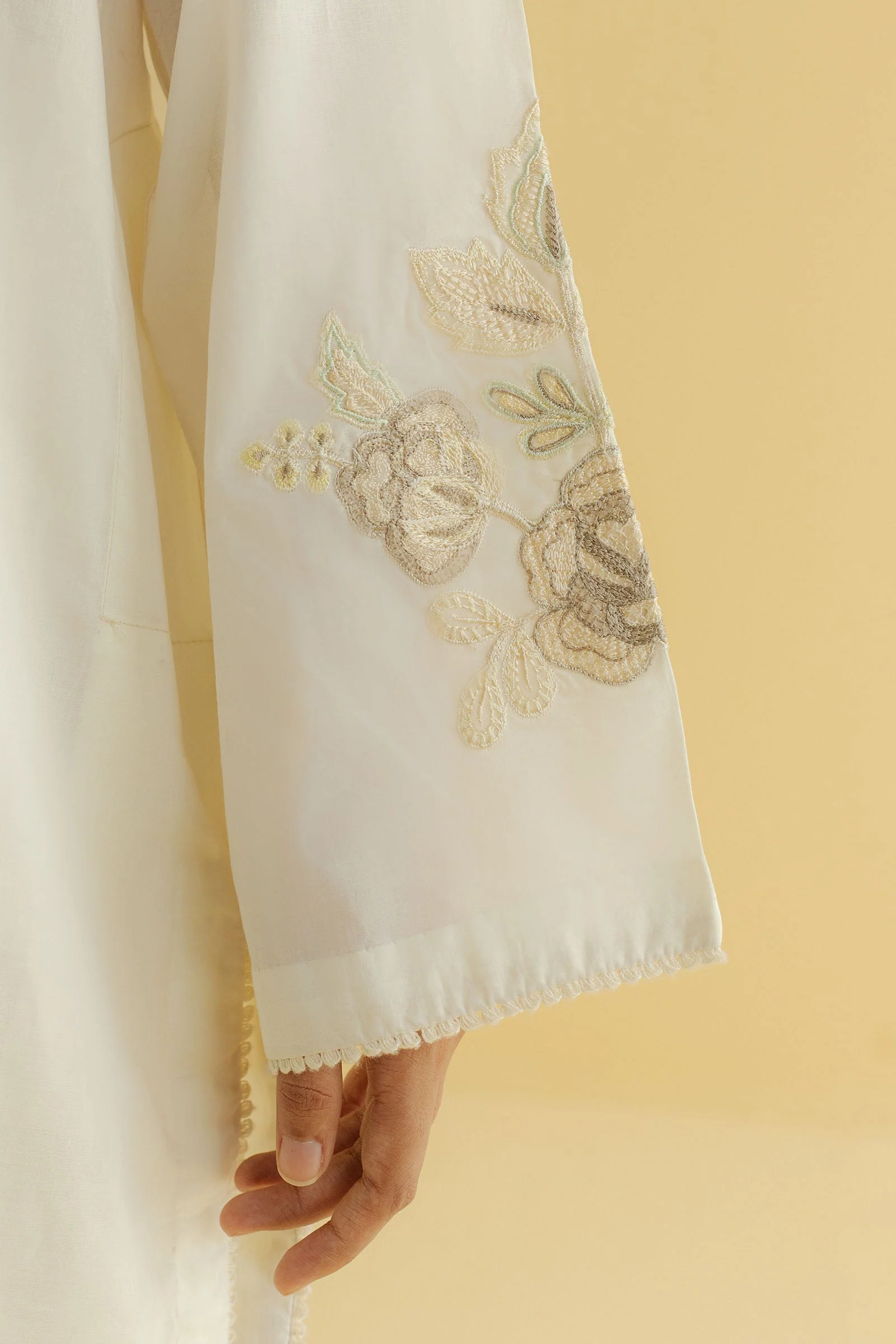CR25C0551 - Image 5