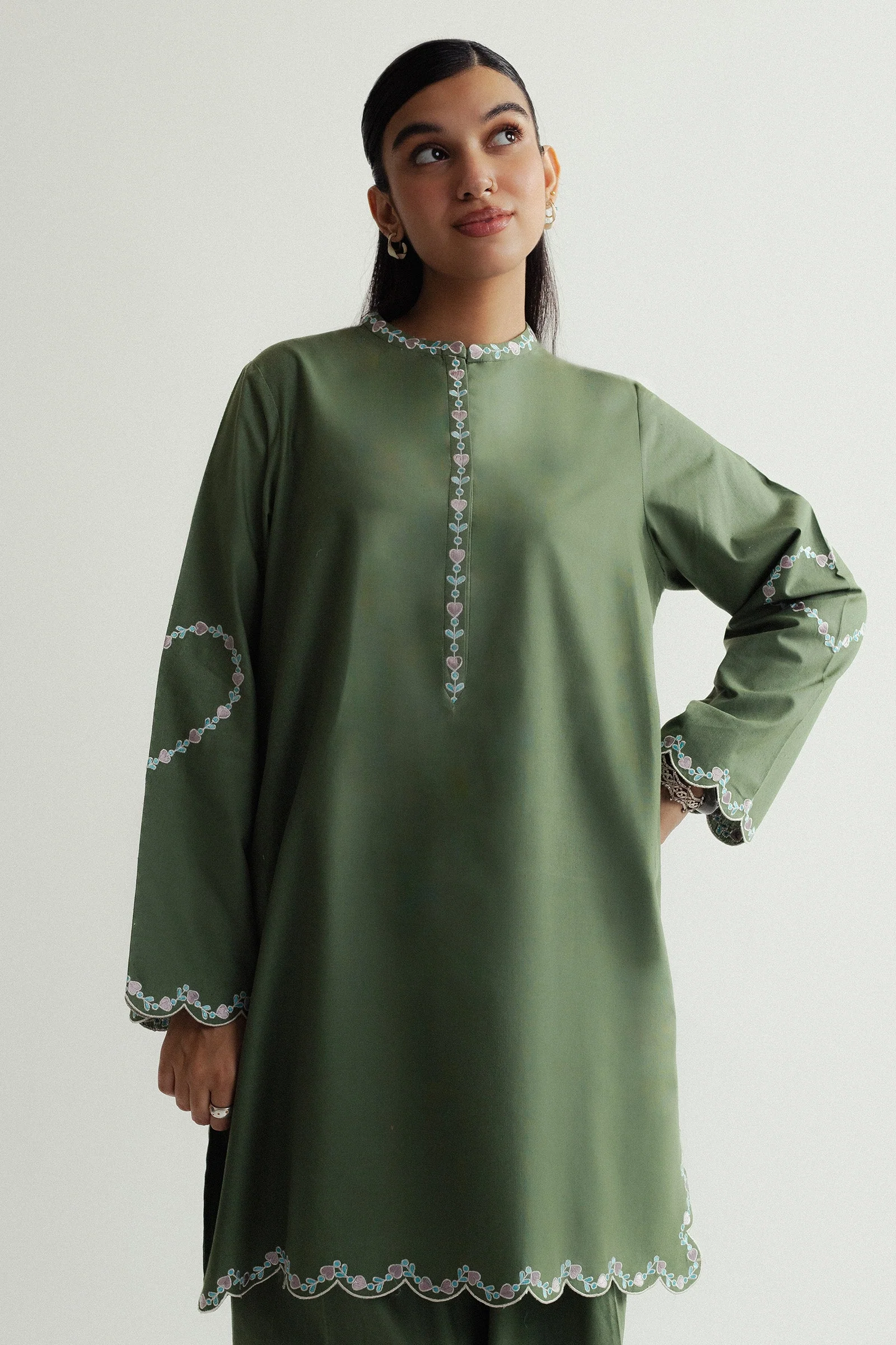 CR25C0992 - Image 4