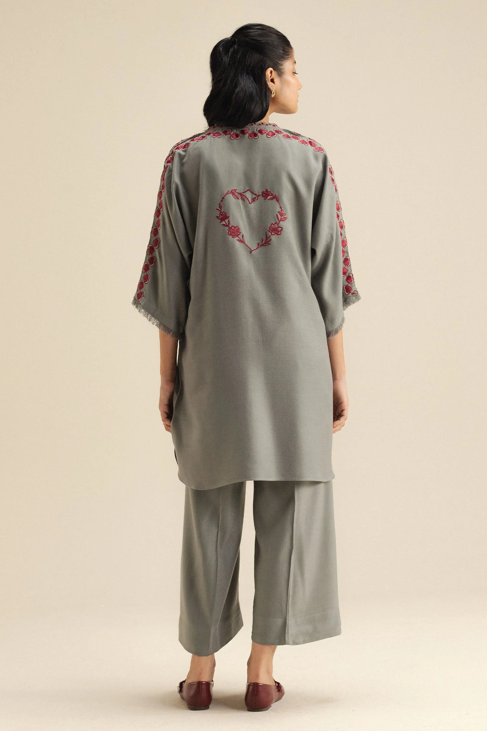 Made you look - Image 3