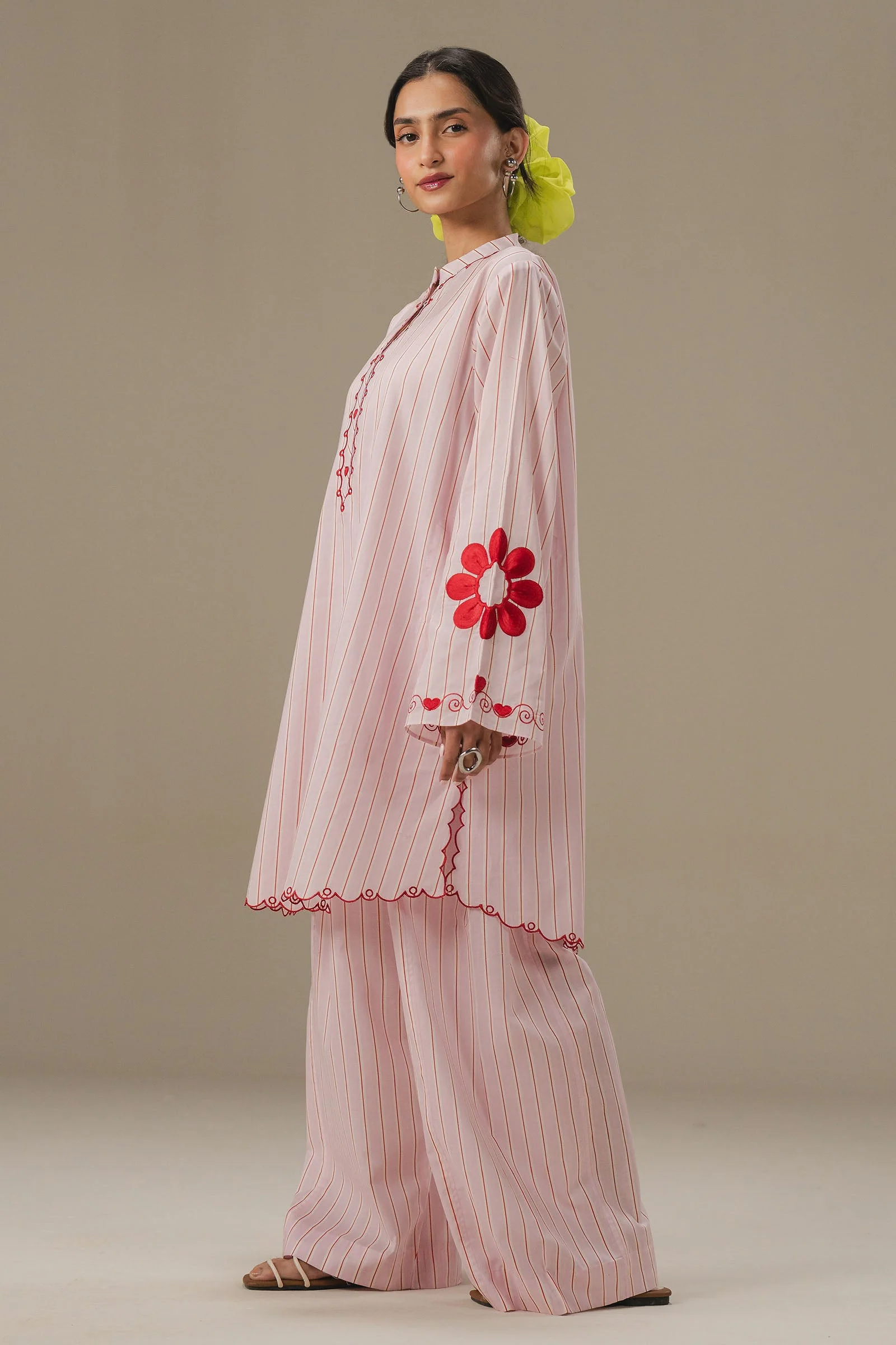 Blush Lines - Image 5