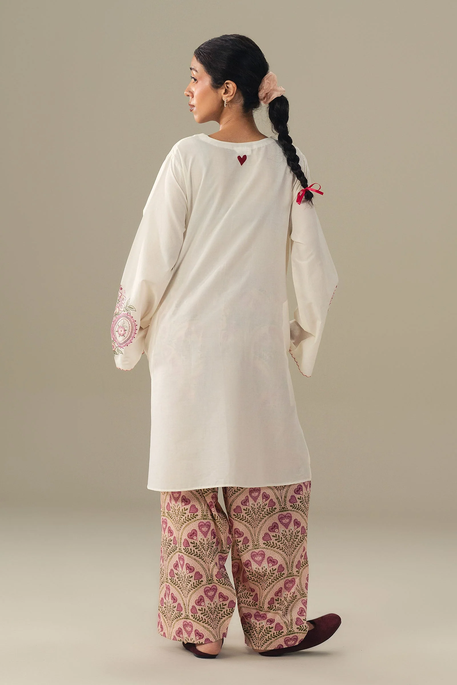 OFFBEAT IVORY - Image 3