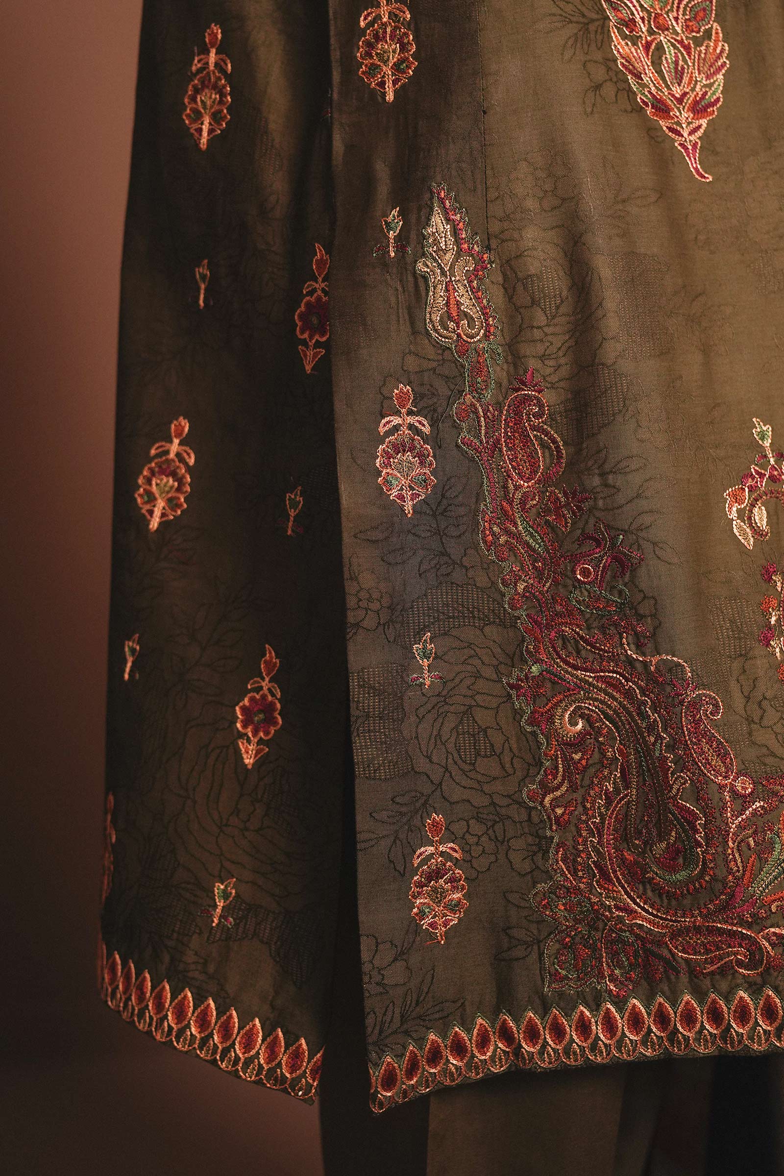 Stitched - Azra - Image 5
