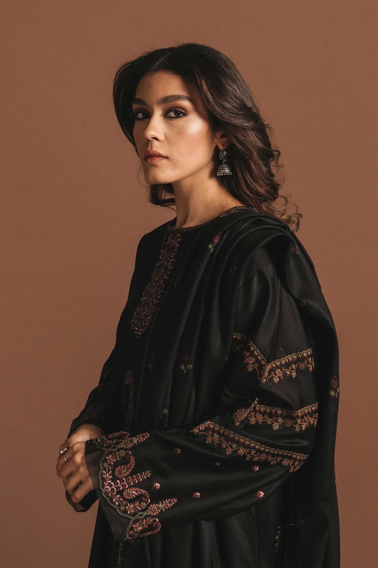 Stitched - Kiswa - Image 5