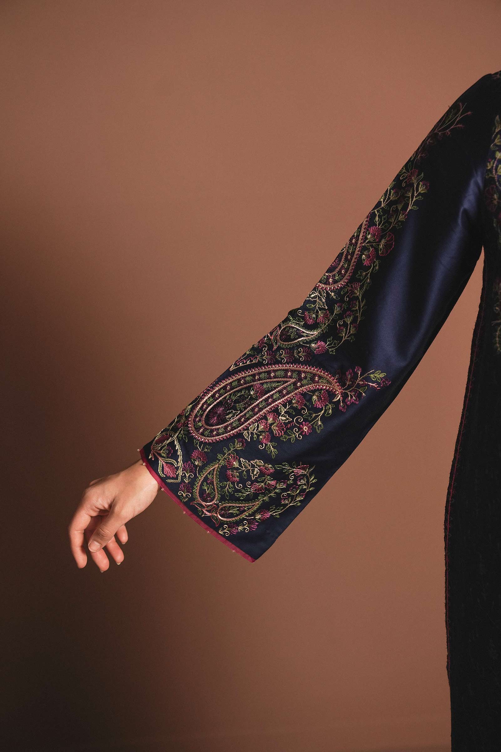 Stitched - Soha - Image 6