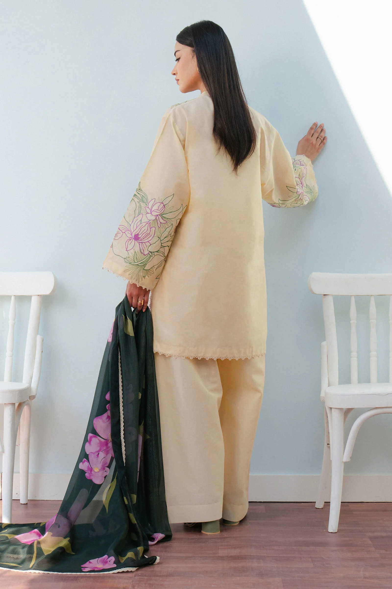 BLOOM-1B - Image 4