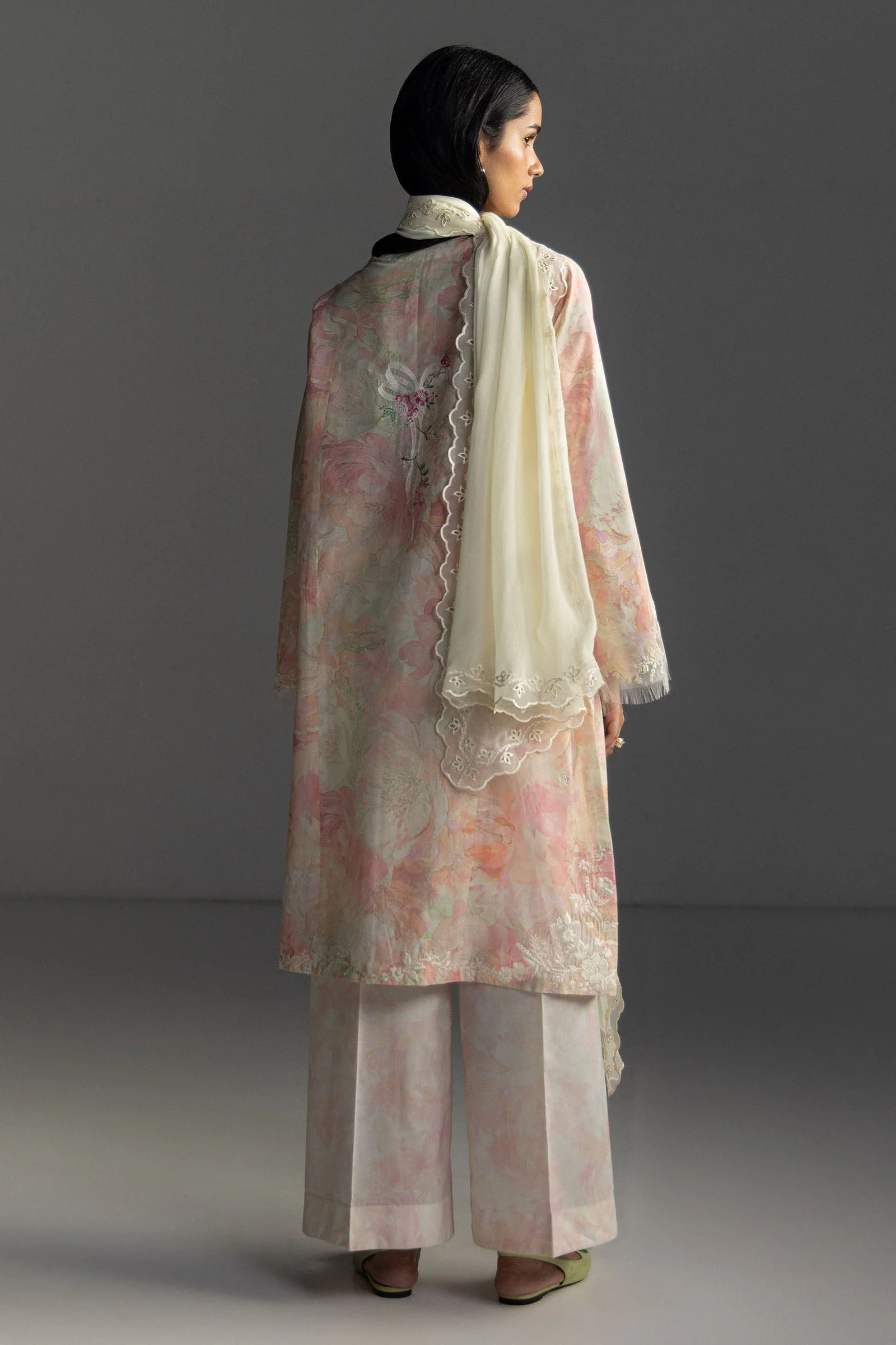 Aira-6B - Image 3